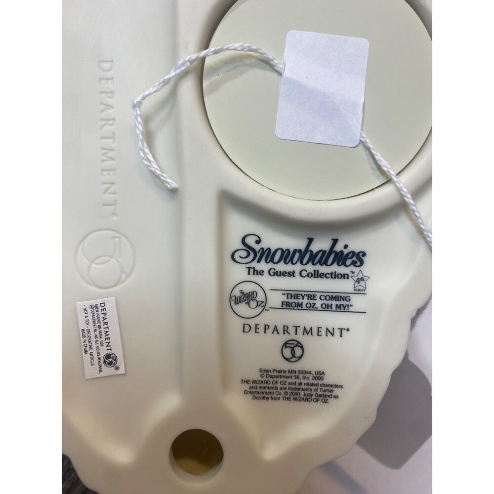 VTG Dept. 56 Snowbabies Wizard of Oz Snow Globe They're Coming From Oz Oh My - Picture 8 of 13